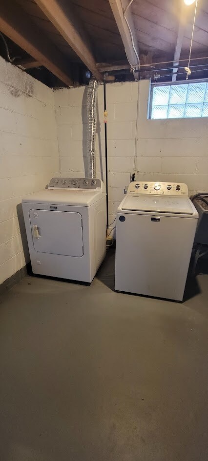 Building Photo - 9901 Yorkshire Rd