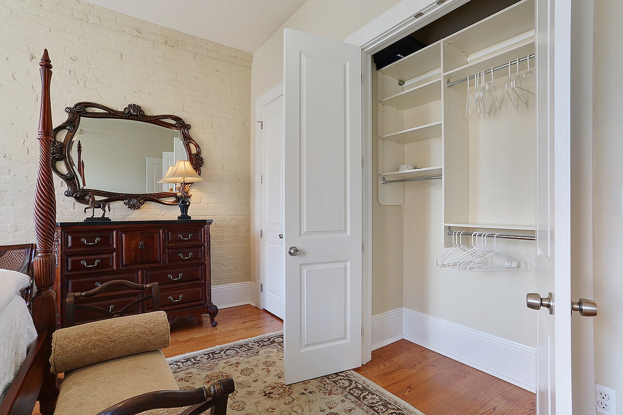 Building Photo - 531 Bienville St