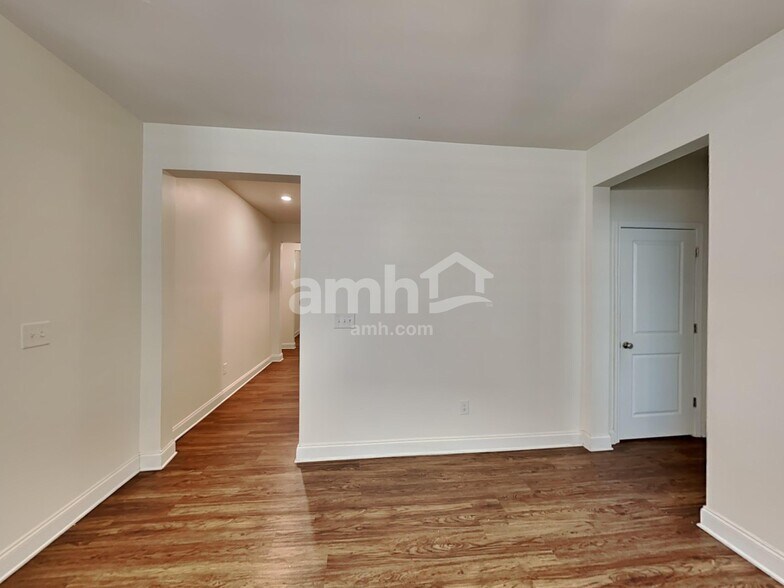 Building Photo - 2449 Napa Valley Dr
