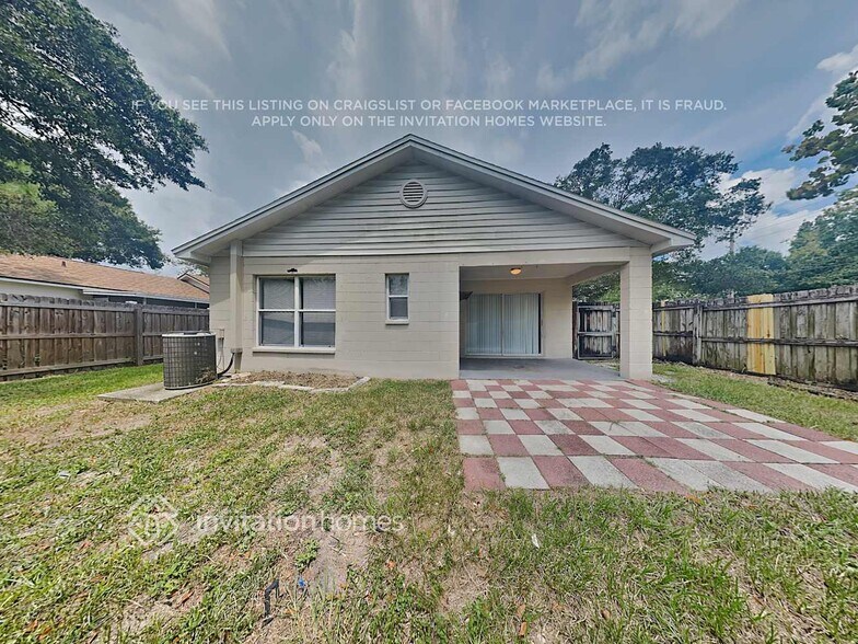 Building Photo - 1849 Coyote Pl