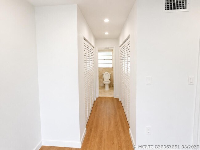 Building Photo - 7725 SW 86th St