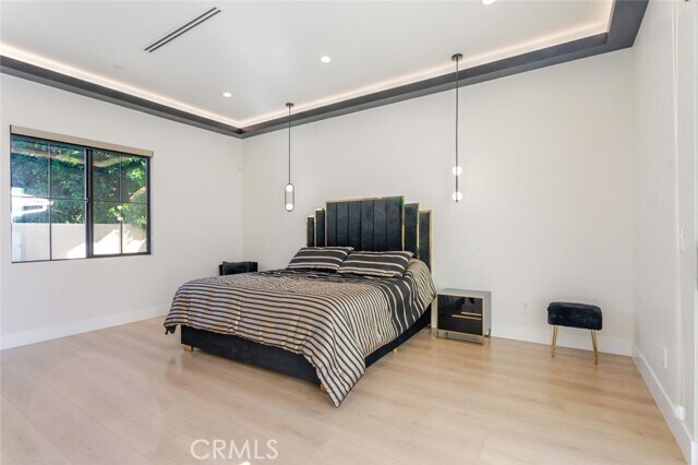 Building Photo - 7714 Lasaine Ave