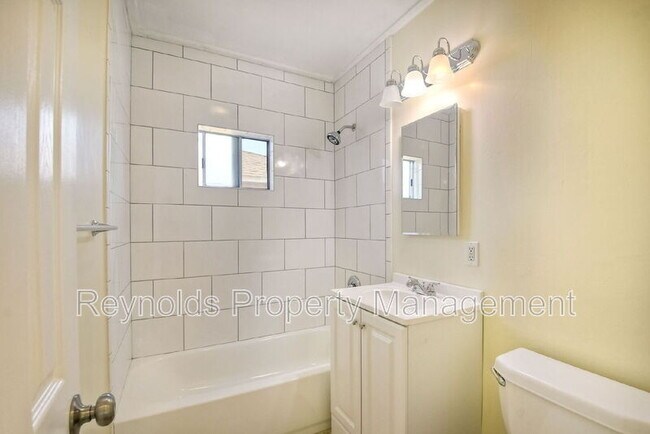 Building Photo - 3343 Chamoune Ave