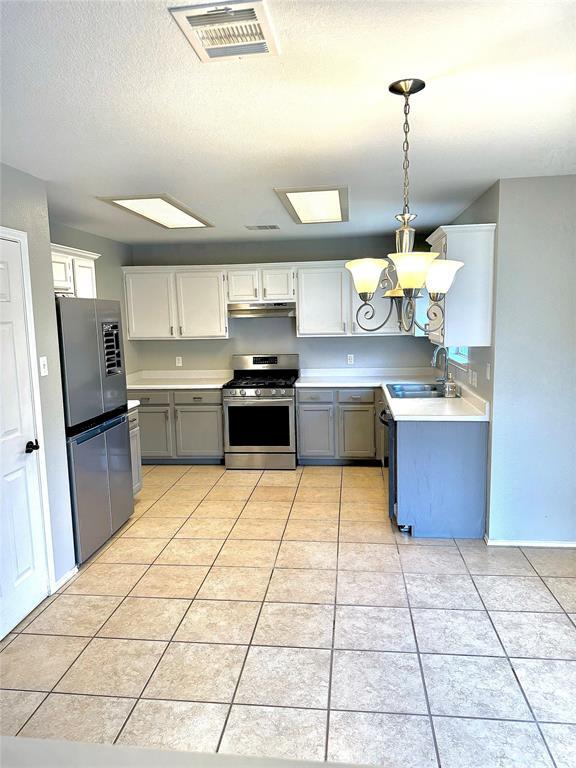 Building Photo - 1145 Kentra Dr