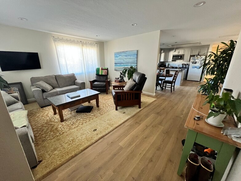 Building Photo - 7807 Stefenoni Ct