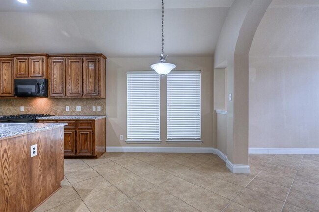 Building Photo - 4523 Long Creek Dr
