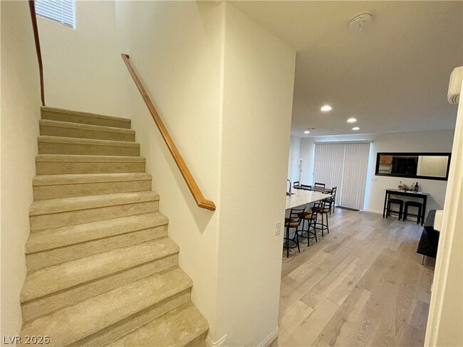 Building Photo - 8520 Little Fox St