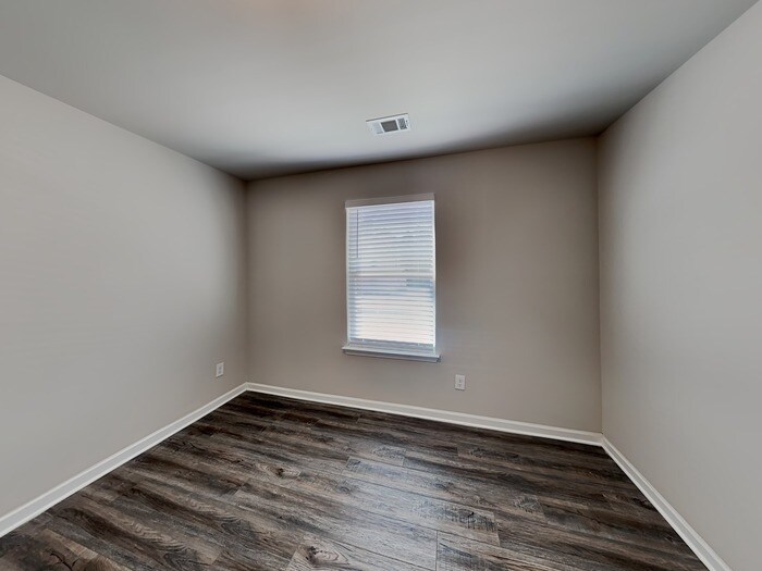 Building Photo - 30 Daniel Ln