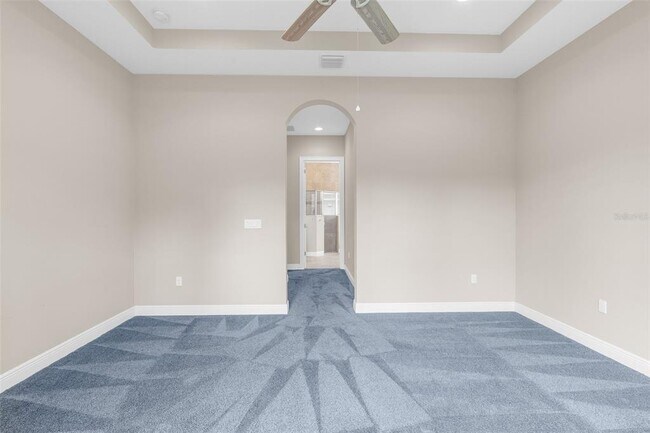 Building Photo - 903 Victoria Hills Dr S