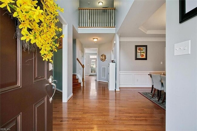 Building Photo - 5681 Regal Ct