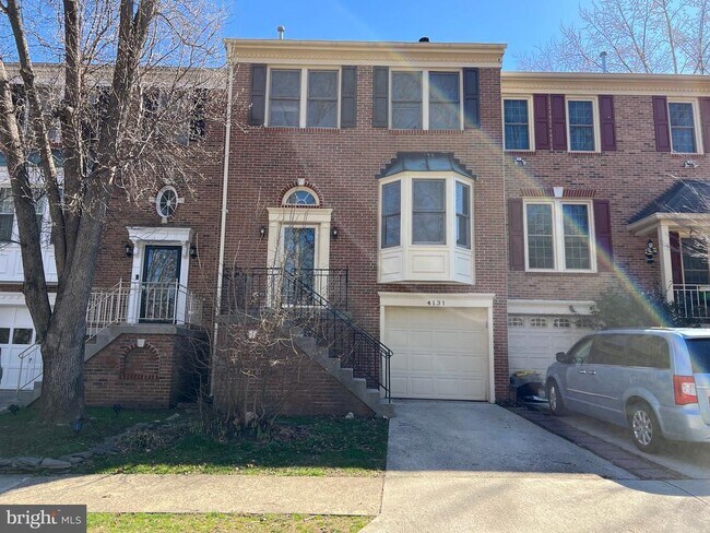 Building Photo - 4131 Bancroft Ln