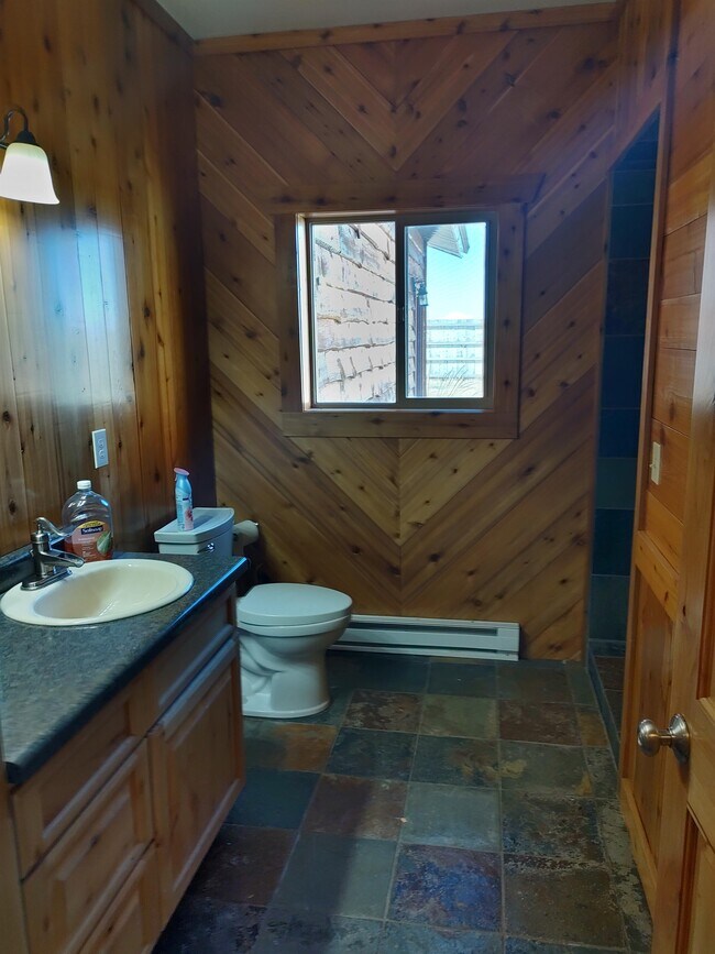 Building Photo - 256 E Fork Big Sandy Rd