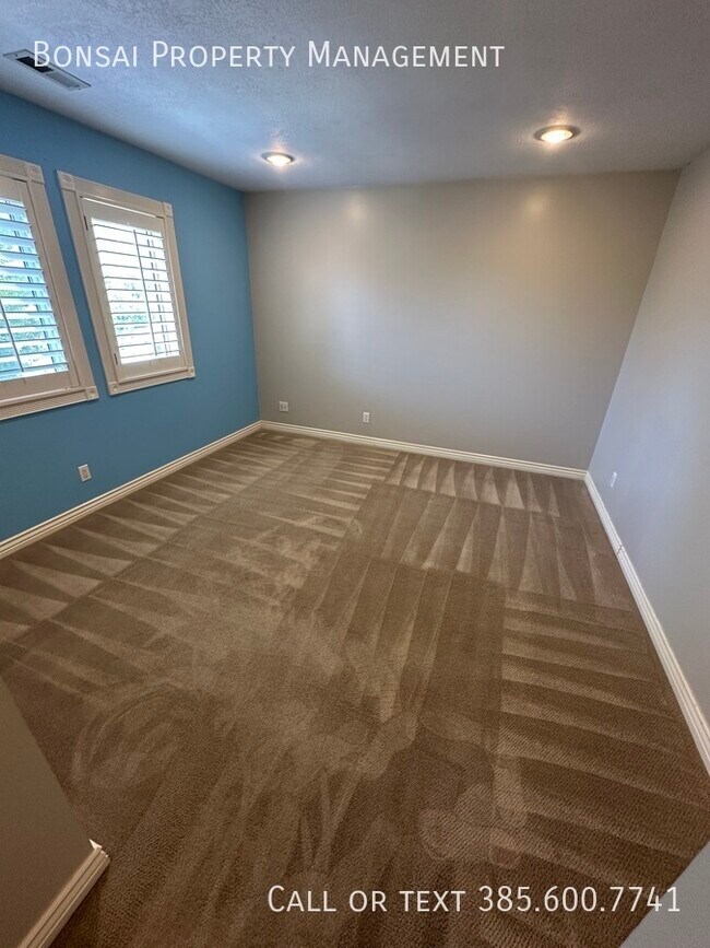 Building Photo - 11291 Palisade View Dr