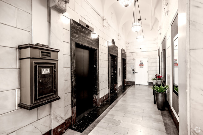 Elevator Lobby - Great Republic Lofts
