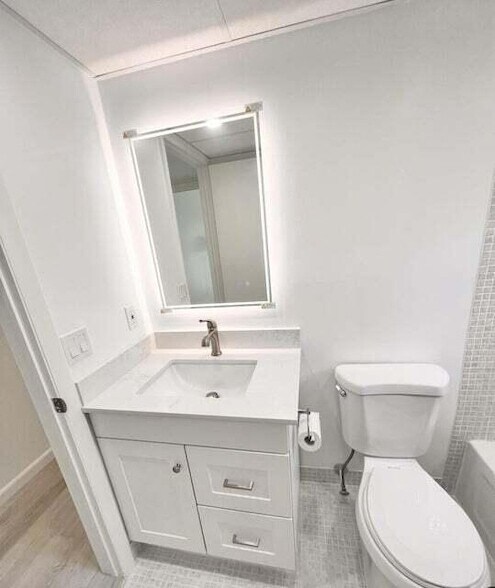 Building Photo - 58 Normandy Ln