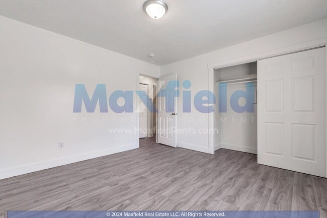 Building Photo - North Salt Lake 2 BD 1 BA Only $500 Deposit - Upper Level - Brookside Lofts Unit 7