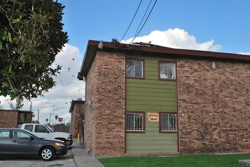 Building Photo - Redstone Apartments