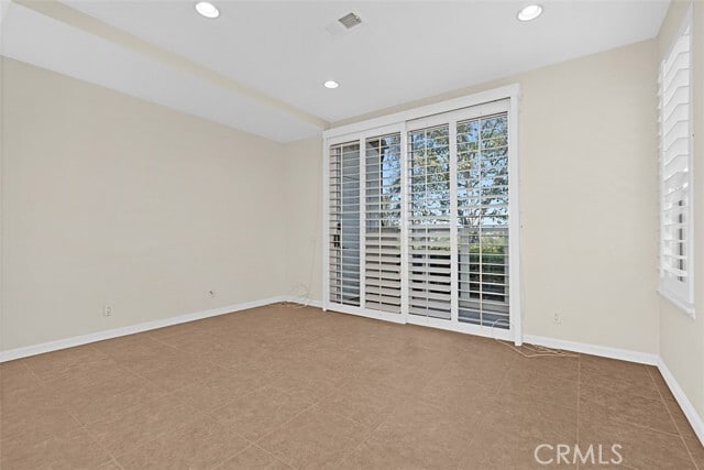 Building Photo - 30902 Club House Dr