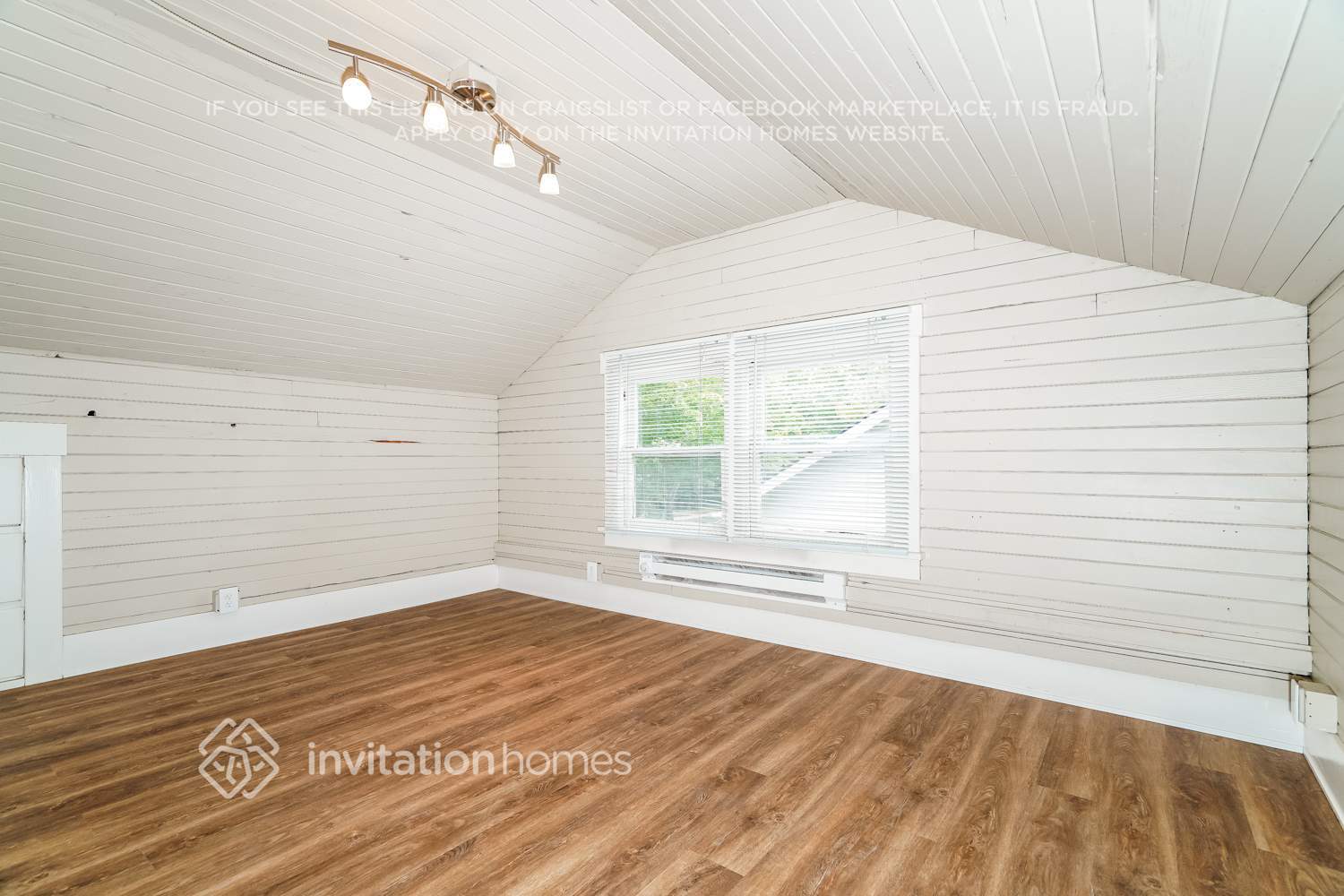 Building Photo - 713 Ryan Ave