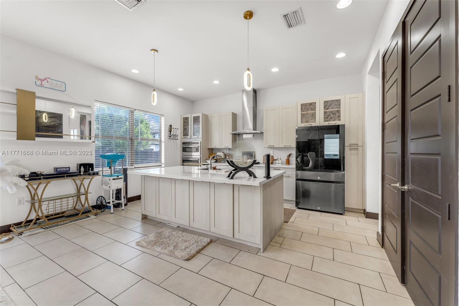 Building Photo - 13673 SW 159th Ave
