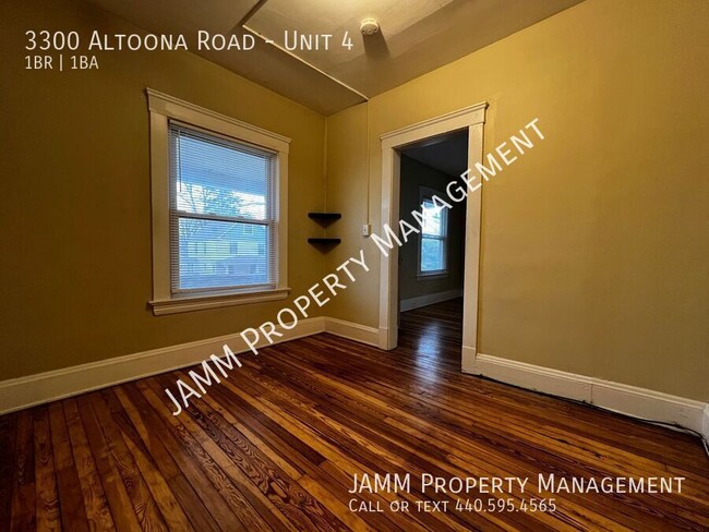 Building Photo - Charming 1 Bedroom, 1 Bathroom Apartment i...