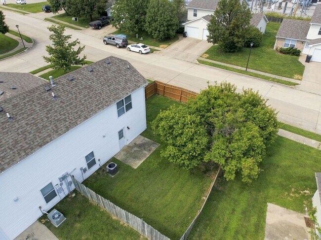 Building Photo - 3518-3520 Prescott Dr.