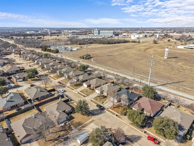 Building Photo - 2608 Glenhaven Dr