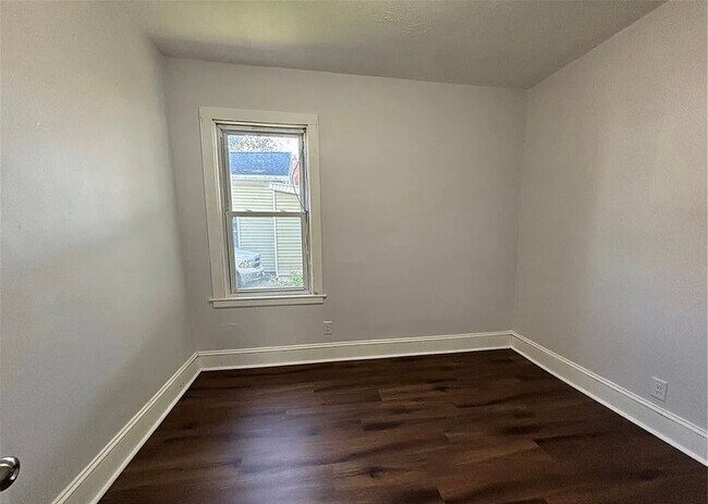 Building Photo - 416 Black River Blvd