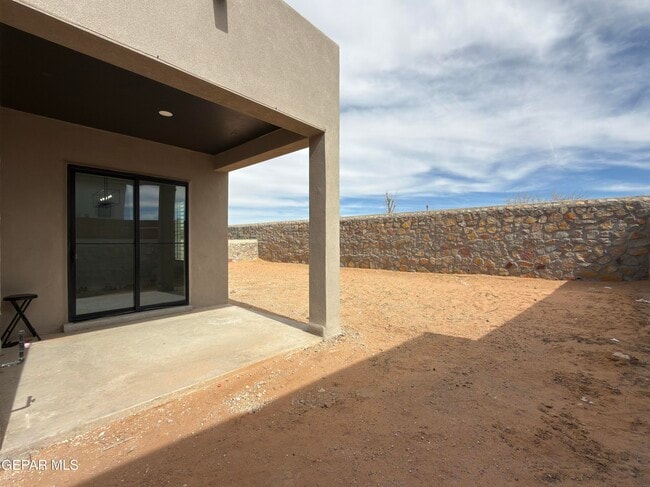 Building Photo - 15372 Imagine Dr