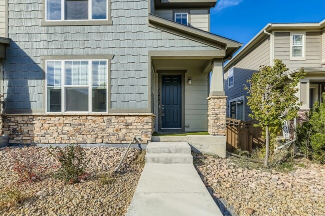 Building Photo - 15765 E Otero Ave