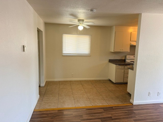 Building Photo - 145 Catron Dr