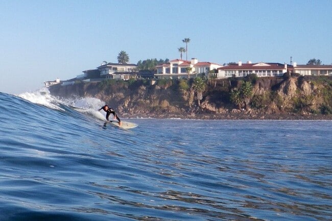 Building Photo - Perfectly Located 2BR in North Pacific Beach w/ Parking