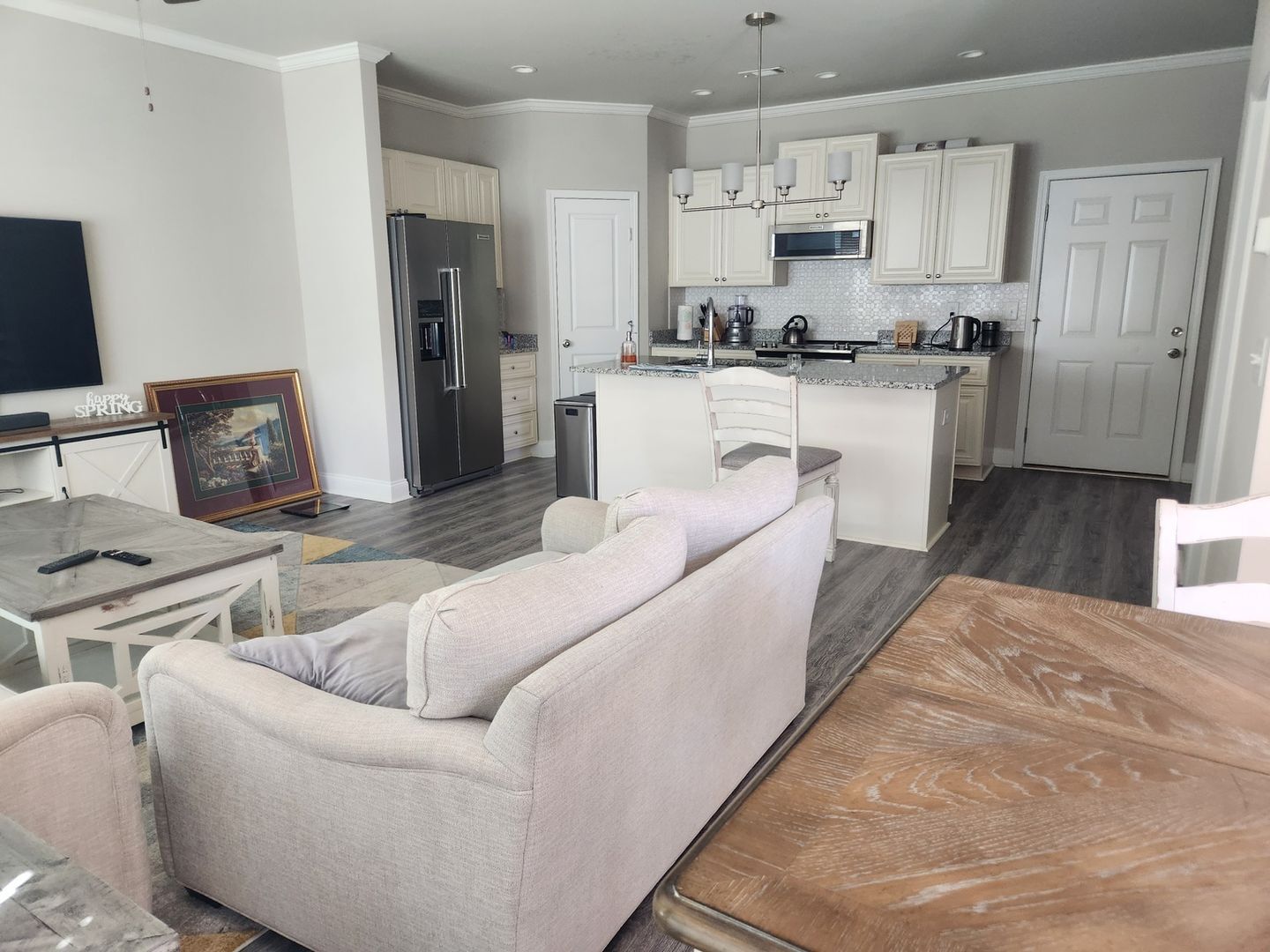 Building Photo - 302 Cashes Dr