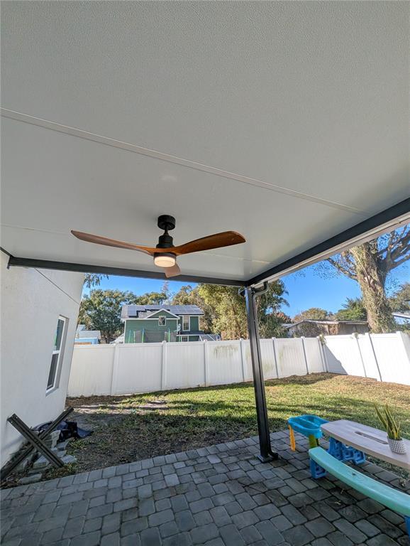 Building Photo - 2023 White Ave