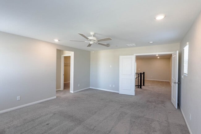 Building Photo - 5 Bedroom Home In Inspirada With Bed And F...