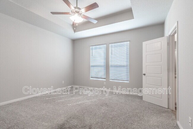 Building Photo - 311 Nespral Dr