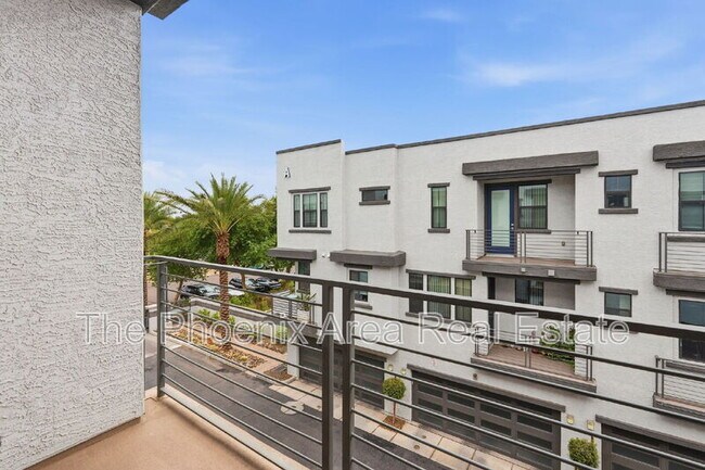 Building Photo - 2090 S Dorsey Ln