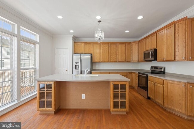 Building Photo - 2225 Potomac Club Pkwy