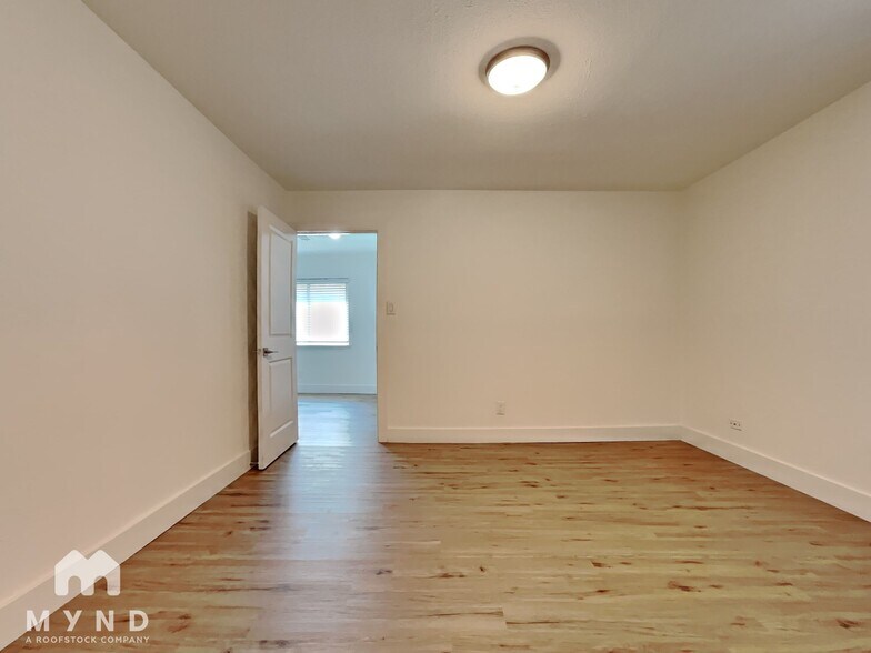 Building Photo - 4416 Buckeye St