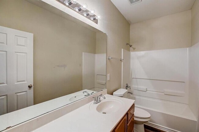 Building Photo - 809 Oatmeal Drive