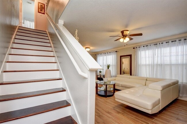 Building Photo - 21922 Paril Creek Dr
