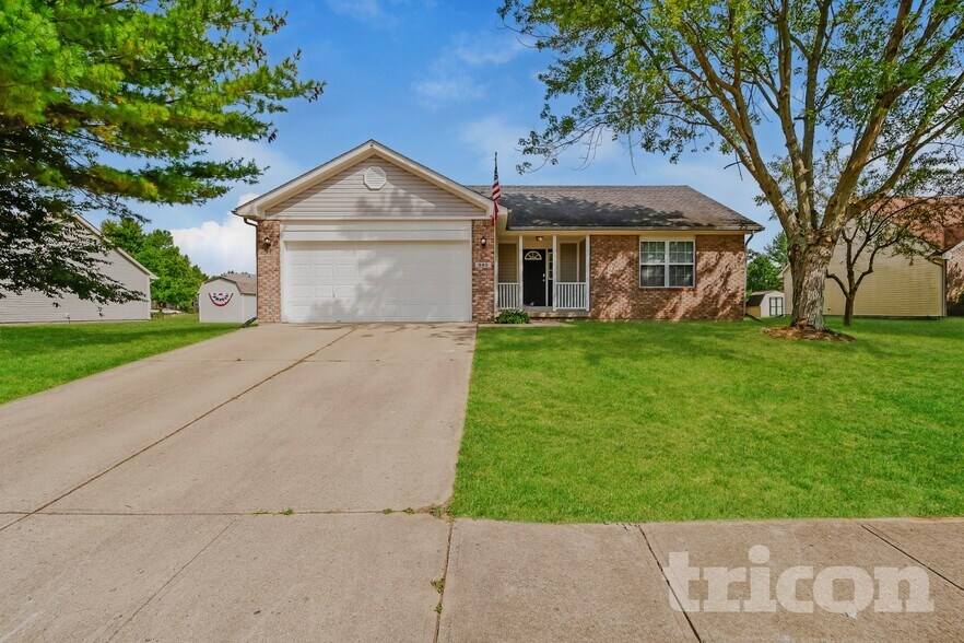 Building Photo - 945 Center St