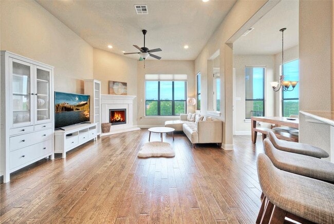 Building Photo - 10920 Bidens Pl