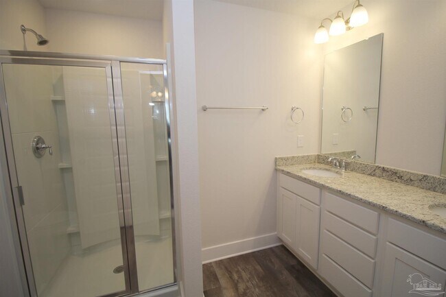 Building Photo - 1635 Iroquois Ct