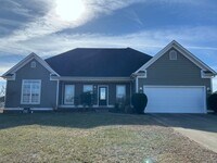 Building Photo - 4 Bdrm, 2 Bath, 2 Car Garage