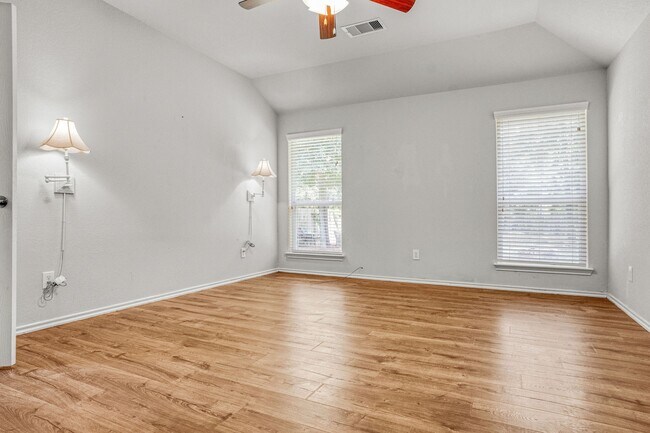 Building Photo - 1601 Katydid Ct