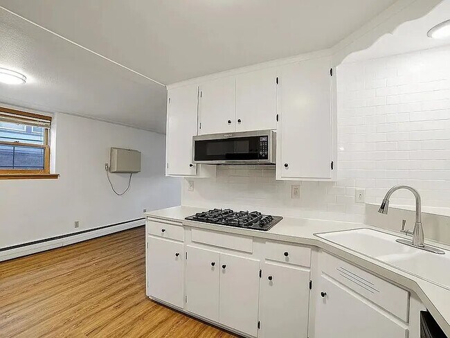 Building Photo - 508 Ridgewood Ave