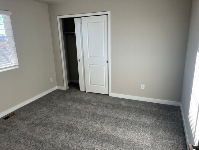 Building Photo - Beautiful New Home in Pueblo West