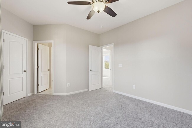Building Photo - 8923 Quarry Rd