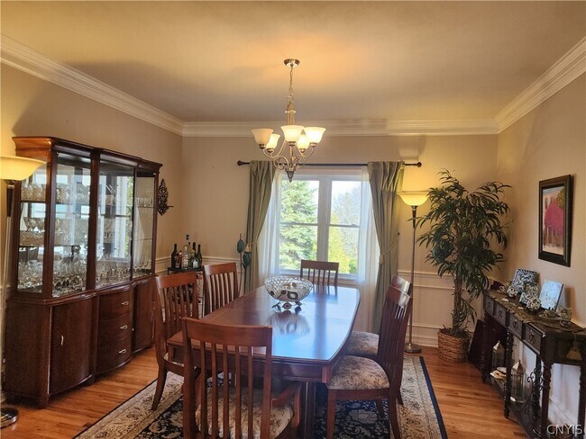 Building Photo - 4560 Providence Rd